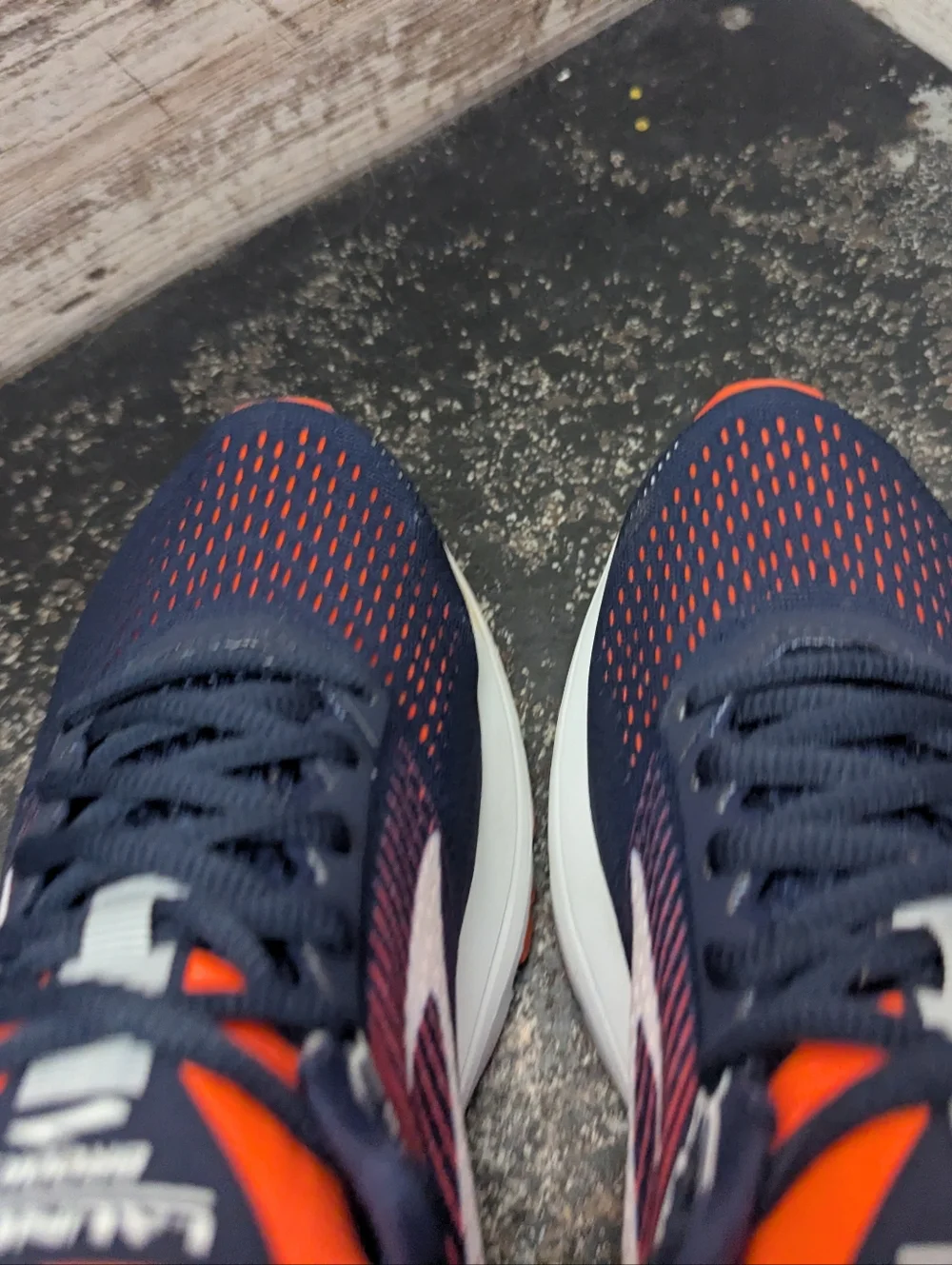 Womens Brooks Launch 5 Running Shoes Sz 8.5 Used 1202661B460 Athletic - Picture 7 of 9